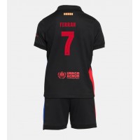 Camisa de Futebol Barcelona Ferran Torres #7 Equipamento Secundário Infantil 2024-25 Manga Curta (+ Calças curtas)